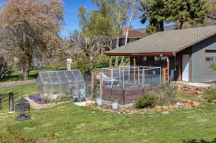 1662 Cove Point Rd, Klamath Falls, OR 97601 - Photo 18