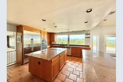 1662 Cove Point Road, Klamath Falls, OR 97601 - Photo 16