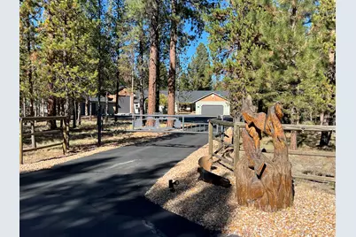 55550 Heidi Court, Bend, OR 97707 - Photo 2