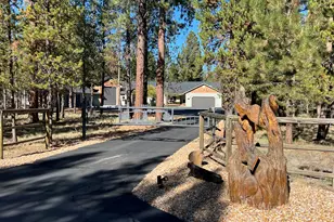 55550 Heidi Ct, Bend, OR 97707 - Photo 2