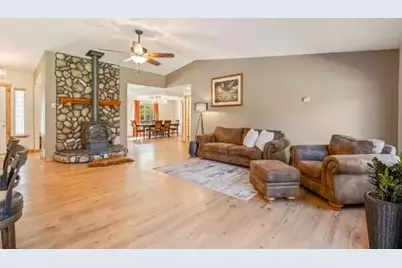 55550 Heidi Court, Bend, OR 97707 - Photo 8