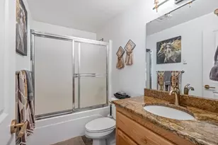 55550 Heidi Ct, Bend, OR 97707 - Photo 24