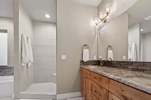 3357 SW 35th St, Redmond, OR 97756 - Photo 26