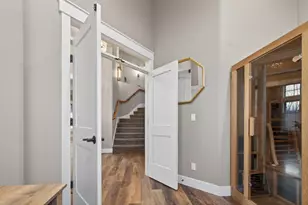 3357 SW 35th St, Redmond, OR 97756 - Photo 18