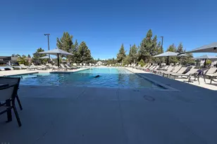 20867 SE Caldera Dr, Bend, OR 97702 - Photo 2