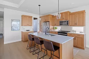 20867 SE Caldera Dr, Bend, OR 97702 - Photo 16
