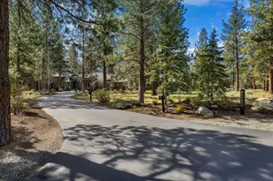 16923 Royal Coachman Dr, Sisters, OR 97759 - Photo 4