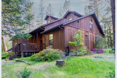 209 College Drive, Grants Pass, OR 97527 - Photo 2