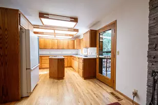 209 College Dr, Grants Pass, OR 97527 - Photo 14