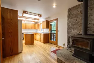 209 College Dr, Grants Pass, OR 97527 - Photo 24