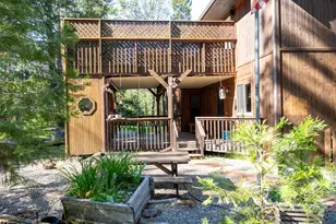 209 College Dr, Grants Pass, OR 97527 - Photo 6