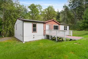 1360 Sunny Glen Way, Wolf Creek, OR 97497 - Photo 2