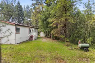 1360 Sunny Glen Way, Wolf Creek, OR 97497 - Photo 16