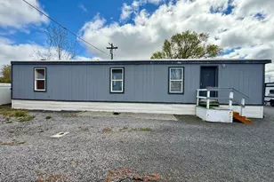 425 W Front, Merrill, OR 97633 - Photo 4