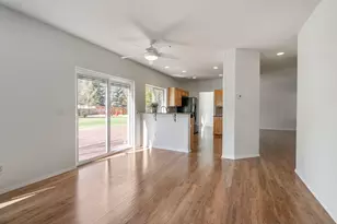 19975 Rock Bluff Cir, Bend, OR 97702 - Photo 12