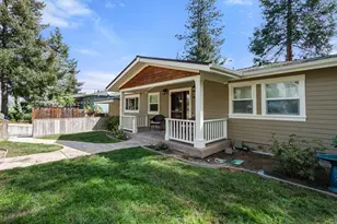 696 Liberty St, Ashland, OR 97520 - Photo 70