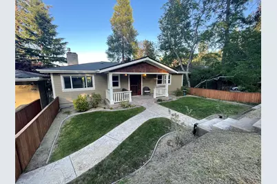 696 Liberty Street, Ashland, OR 97520 - Photo 2