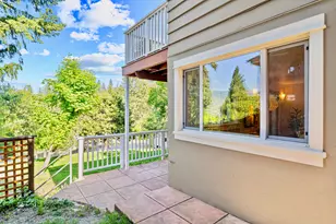 696 Liberty St, Ashland, OR 97520 - Photo 52