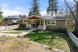 696 Liberty St, Ashland, OR 97520 - Photo 66