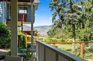 696 Liberty St, Ashland, OR 97520 - Photo 52