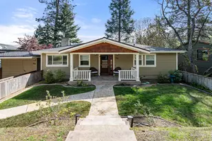 696 Liberty St, Ashland, OR 97520 - Photo 64