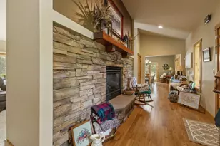 1164 Paper Birch Wy, Klamath Falls, OR 97601 - Photo 10