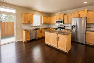 2781 NE Spring Water Pl, Bend, OR 97701 - Photo 6