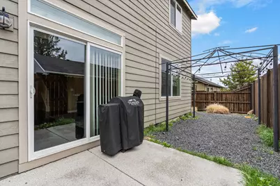 2781 NE Spring Water Place, Bend, OR 97701 - Photo 16