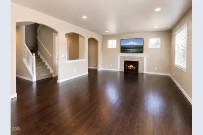 2781 NE Spring Water Place, Bend, OR 97701 - Photo 2