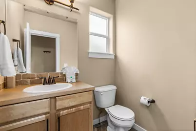 2781 NE Spring Water Place, Bend, OR 97702 - Photo 12