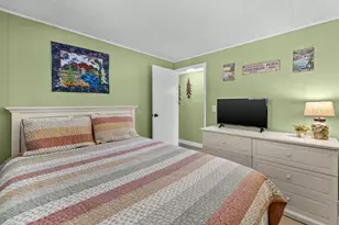15003 E River Loop Dr E, Bend, OR 97707 - Photo 12