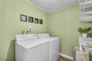15003 E River Loop Dr E, Bend, OR 97707 - Photo 16