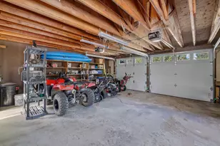 15003 E River Loop Dr E, Bend, OR 97707 - Photo 28