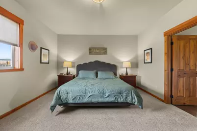 220 NW 28th Street, Redmond, OR 97756 - Photo 12