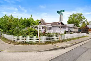 2701 Salmon Cir, Grants Pass, OR 97527 - Photo 28
