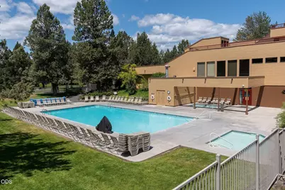 1970 Redtail Hawk Drive, Redmond, OR 97756 - Photo 34