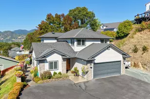 2315 Robertson Crest, Grants Pass, OR 97527 - Photo 64