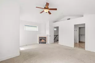 1238 Fruitdale Dr, Grants Pass, OR 97527 - Photo 14