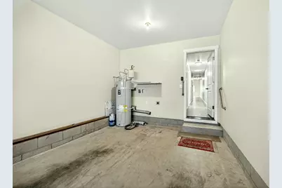 3001 University Road #A & B, Grants Pass, OR 97527 - Photo 26