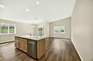 3001 University Rd, Grants Pass, OR 97527 - Photo 8
