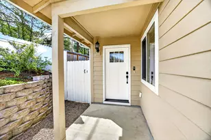 3001 University Rd, Grants Pass, OR 97527 - Photo 1