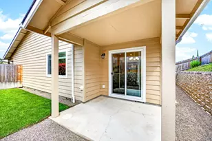 3001 University Rd, Grants Pass, OR 97527 - Photo 30