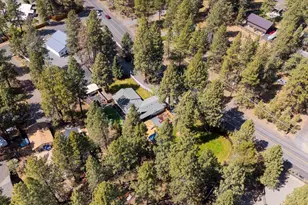 18961 River Woods Dr, Bend, OR 97702 - Photo 64