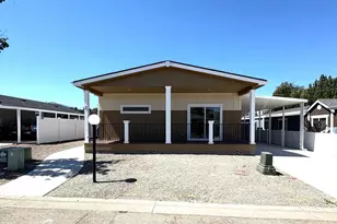 4601 S Pacific Hwy, Phoenix, OR 97535 - Photo 2