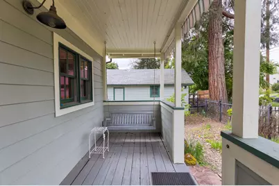 1417 NW Washington Boulevard, Grants Pass, OR 97526 - Photo 6
