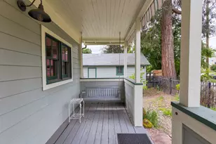 1417 NW Washington Blvd, Grants Pass, OR 97526 - Photo 6