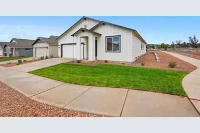 4098 SW Pumice Avenue #77, Redmond, OR 97756 - Photo 2