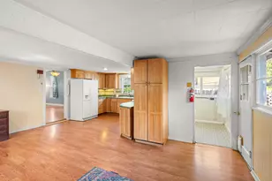 1028 E 11th St, Medford, OR 97504 - Photo 14