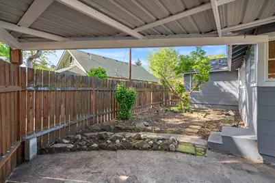 1028 E 11th Street, Medford, OR 97504 - Photo 30