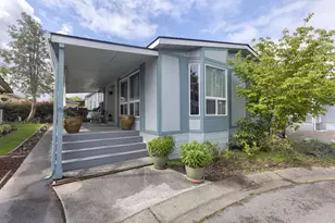 2373 Sequoia Ct, Grants Pass, OR 97527 - Photo 2